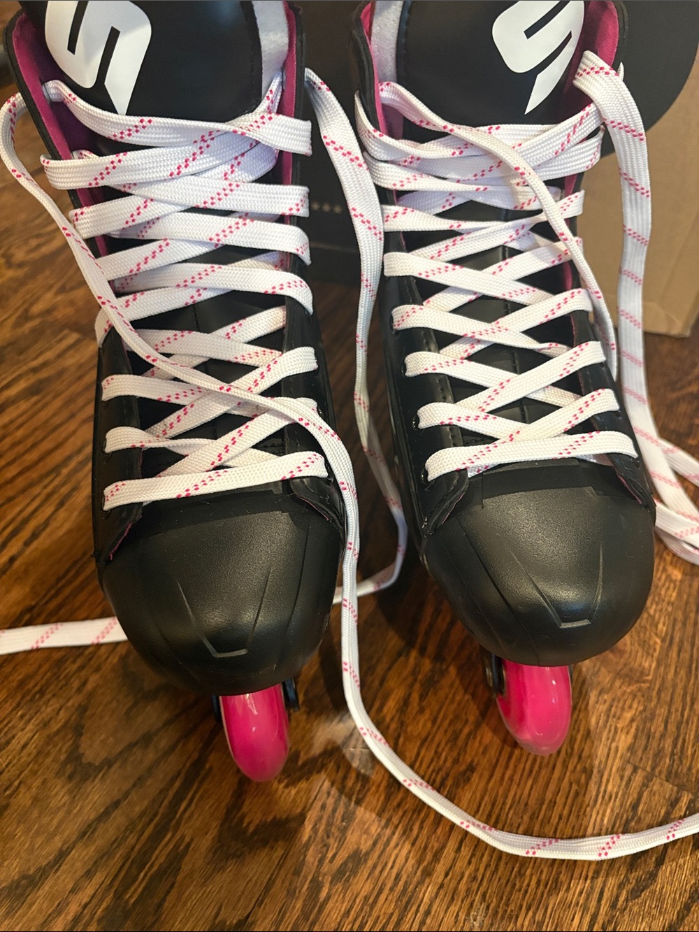 Women’s Inline Skates - Picture 3 of 7